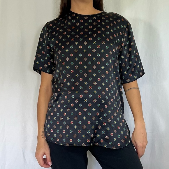 JH Collectibles Vintage Black Satin Patterned Short Sleeve Top - Picture 1 of 6